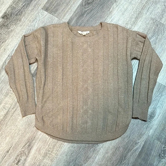 Pink Republic Sweaters - Pink Republic light brown pullover sweater